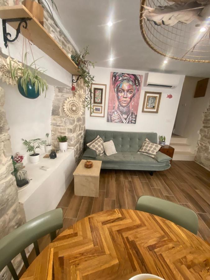 Apartman Oleandar Kaštela Zewnętrze zdjęcie