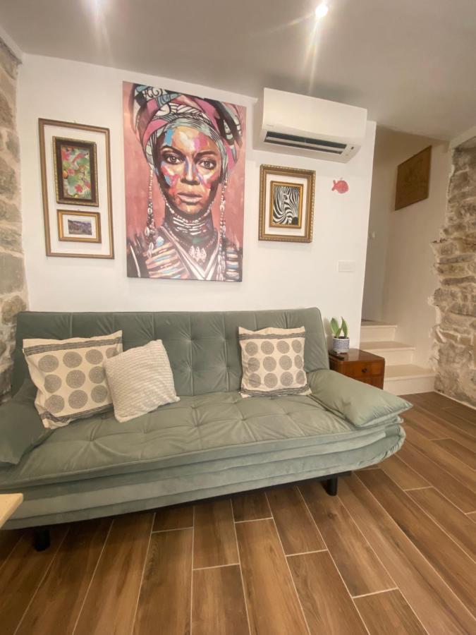 Apartman Oleandar Kaštela Zewnętrze zdjęcie