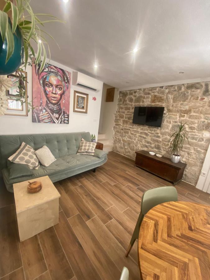 Apartman Oleandar Kaštela Zewnętrze zdjęcie